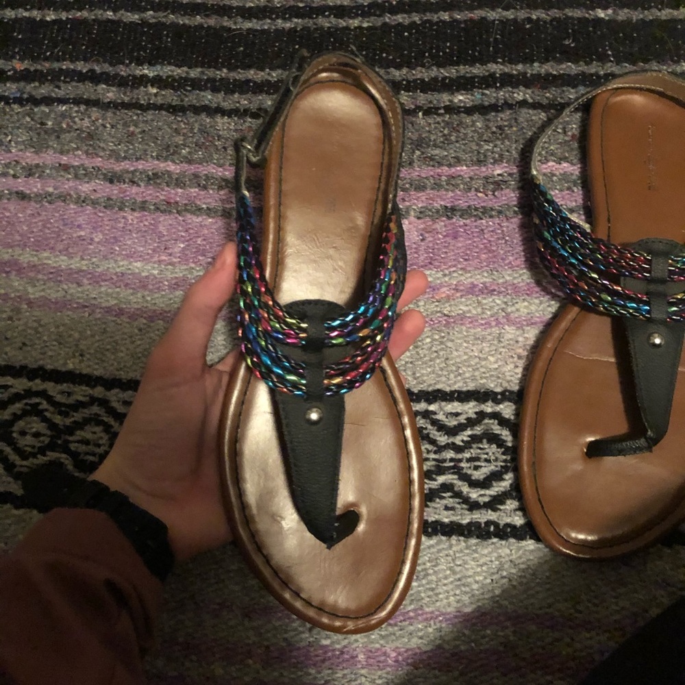 American Eagle sandals
